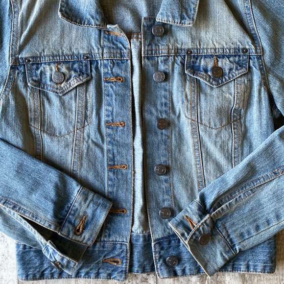 BDG Women’s Jean Jacket - Picture 2 of 4